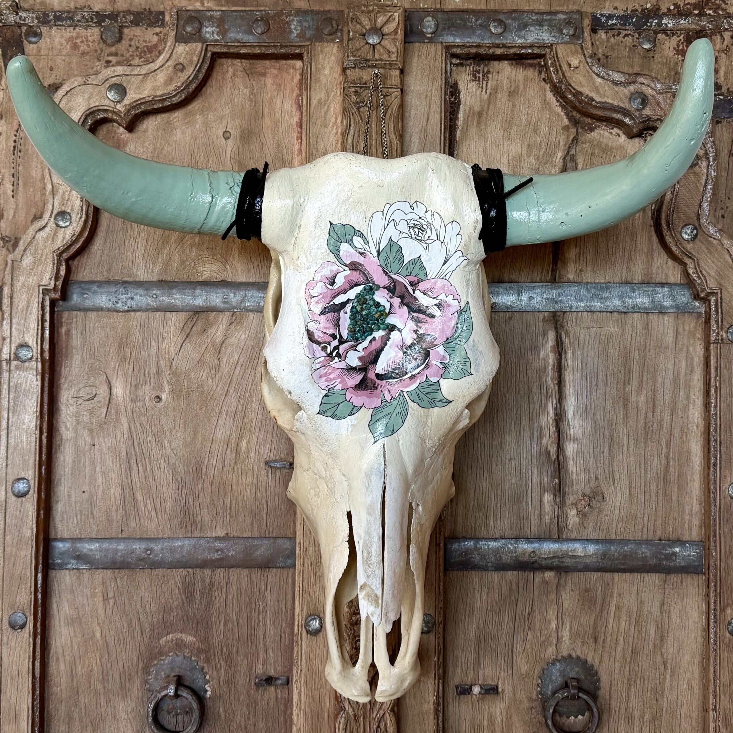 Rose (Bovine Skull) - Image 1